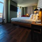 Lisboa Carmo Hotel